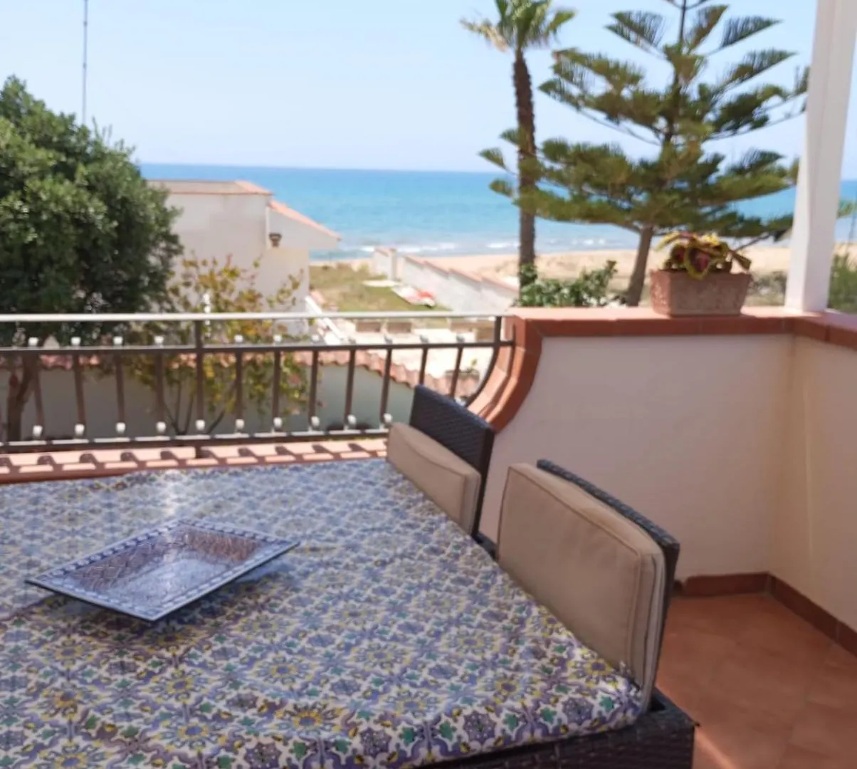 Villa Maricla Marinella di Selinunte Bed & Breakfast